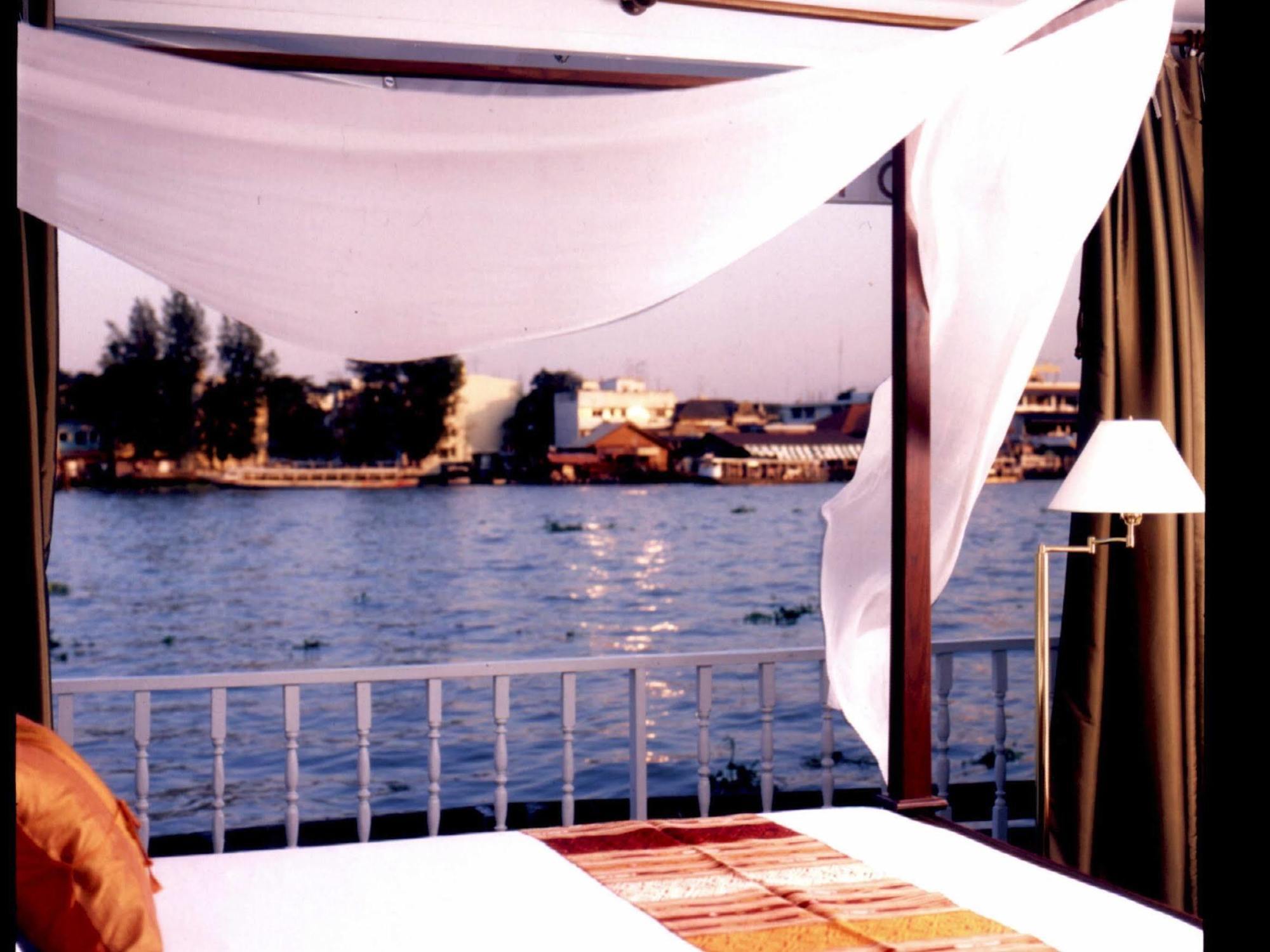 Ibrik Resort By The River Bangkok Exterior foto